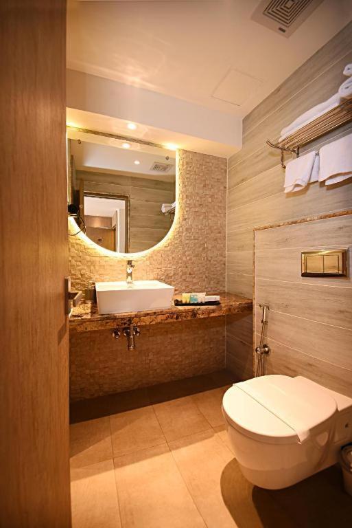 Hotel Tulip Near Delhi Airport Nowe Delhi Zewnętrze zdjęcie