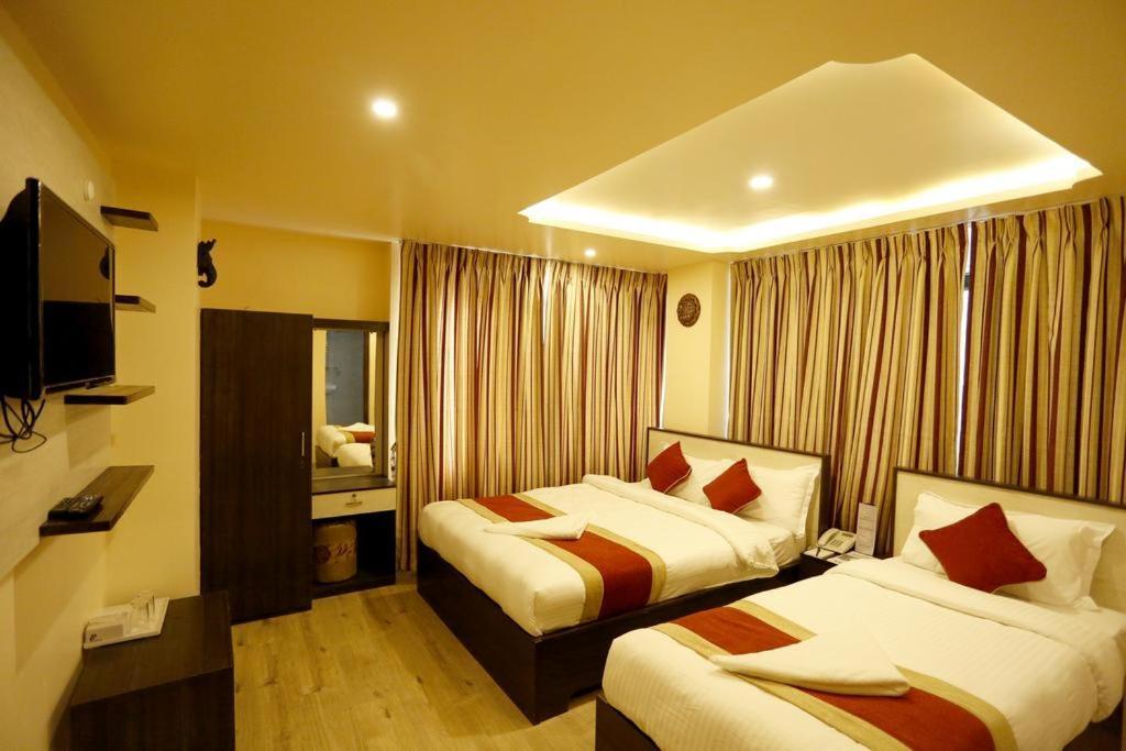 Hotel Tulip Near Delhi Airport Nowe Delhi Zewnętrze zdjęcie
